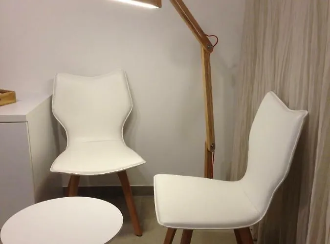 לינה וארוחת בוקר Comfort Aan Zee Guestrooms